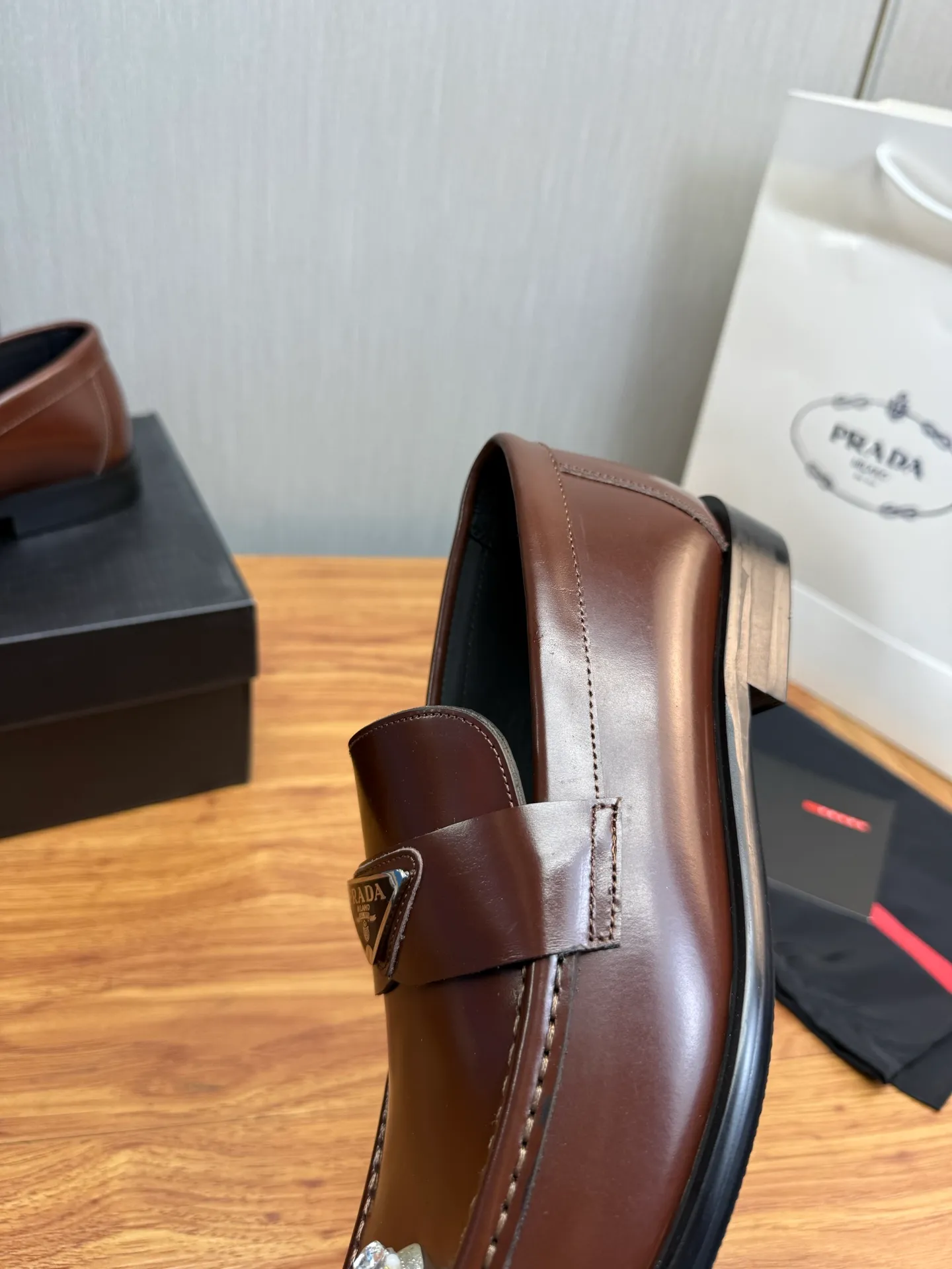 Factory price 580💰 ＰＲＡＤＡPrada. Men's business casual leather shoes, luxurious and noble👞All imported original brand leather materials, just to create a more comfortable wearing experience, upper: original cowhide. Frosted cowhide➕Imported full cowhide, original outsole✔️36-45 (45 non-returnable)